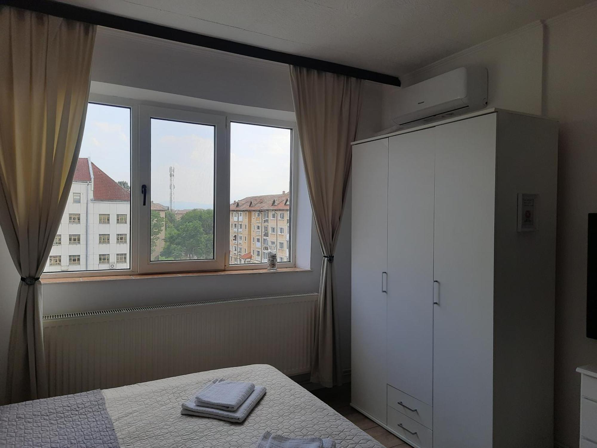 Lyra Apartment Sfântu-Gheorghe Exteriör bild